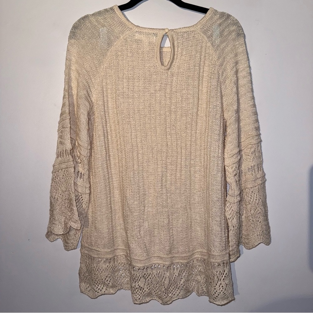 Lauren Conrad women’s size medium cream colored sweater - Picture 2 of 3